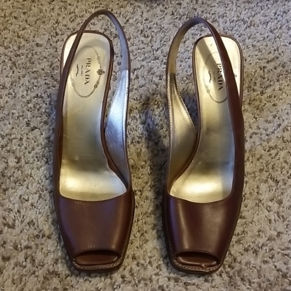 Prada Brown Heels with Slingback and Open Toe - Picture 1 of 11